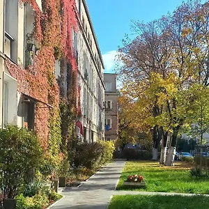 Kawalerka Na Starym żoliborzu Apartament